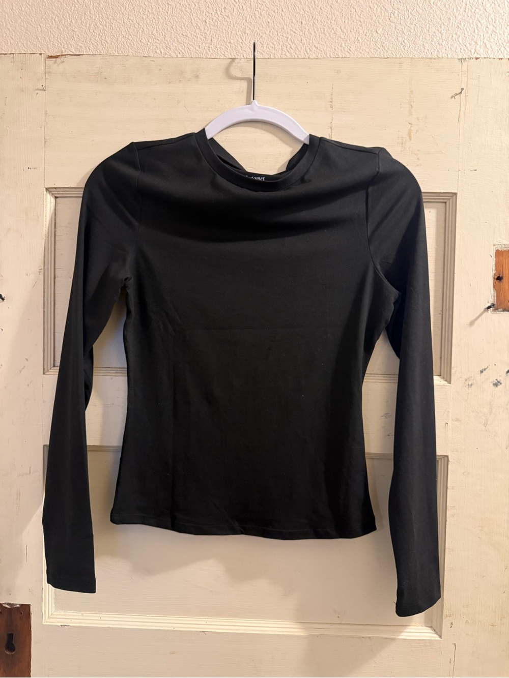 Automet Black Long Sleeve Fitted Top – Size Small